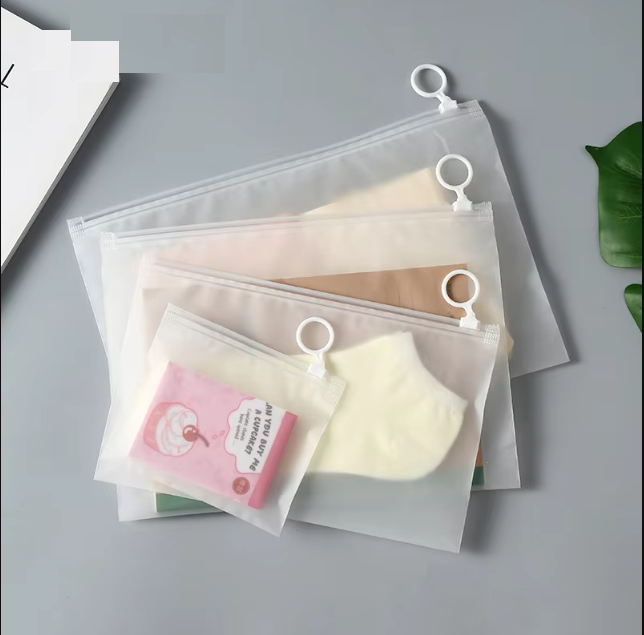 Frosted Zipper Bags With Pull Ring